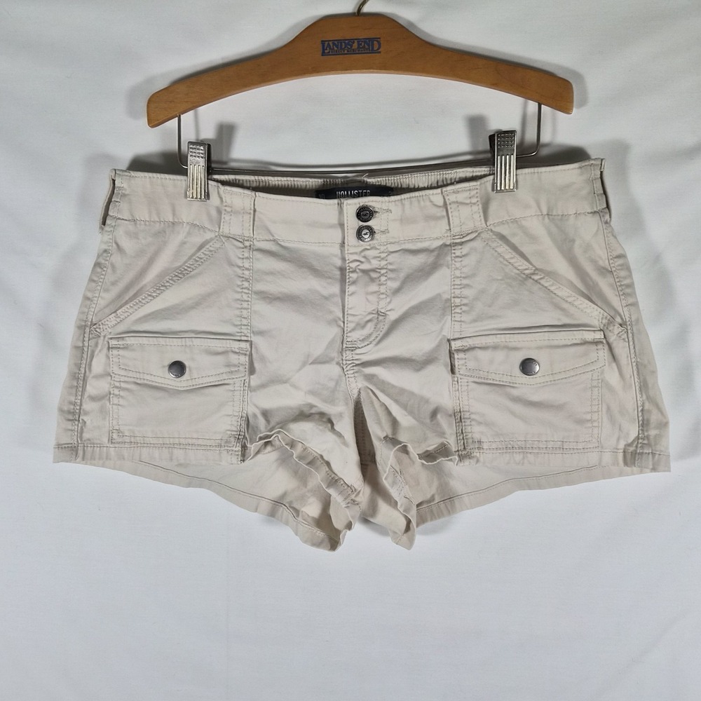 2000s Y2K Hollister Women's 10 Low Rise Cargo Shorts Khaki Utility W31